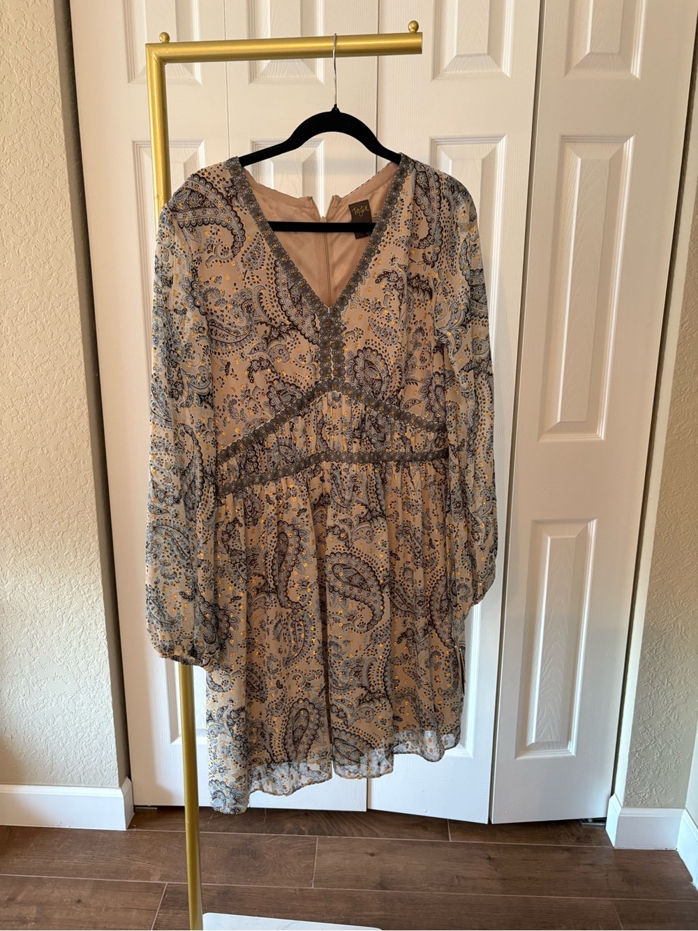 Taylor Dress NWT, Paisley With Metallic Thread Size 14 Boho Flowy Feminine